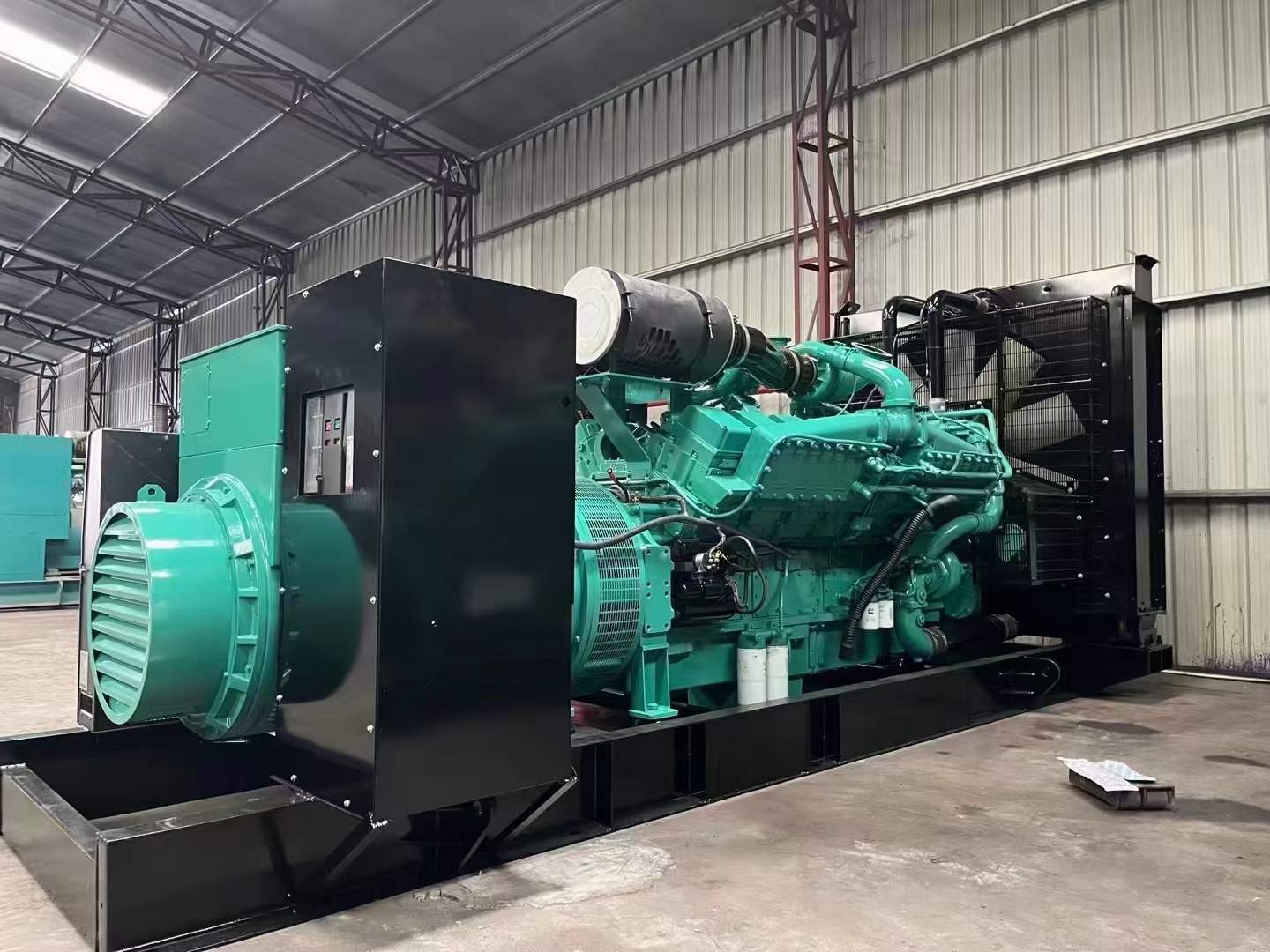兴县如何降低 800kW 柴油发电机输出电流的波动？