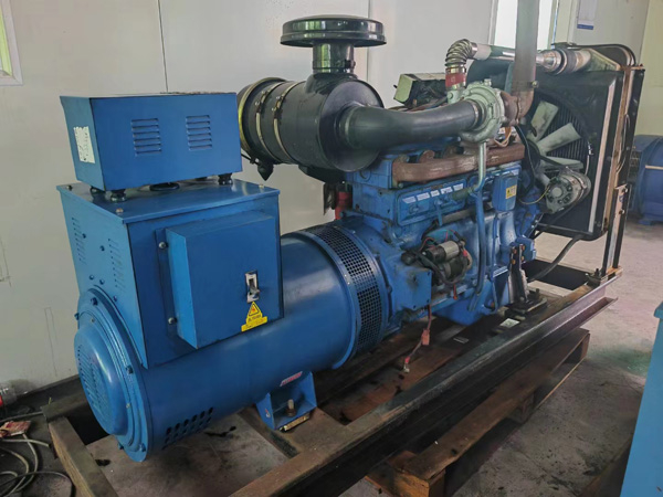 兴县100kW柴油发电机组使用多级机油有哪些优缺点？